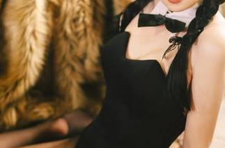 最新图片揭晓，瓦斯塔亚小龙虾的女仆跳出盒子，谁来了谁都想点个赞。