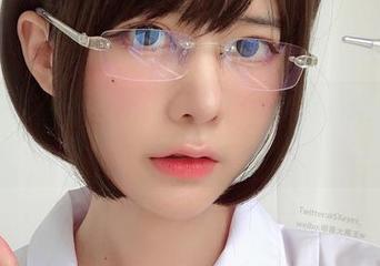 眼酱大魔王wx狼化：作品集里的这些细节，你都发现了吗？
