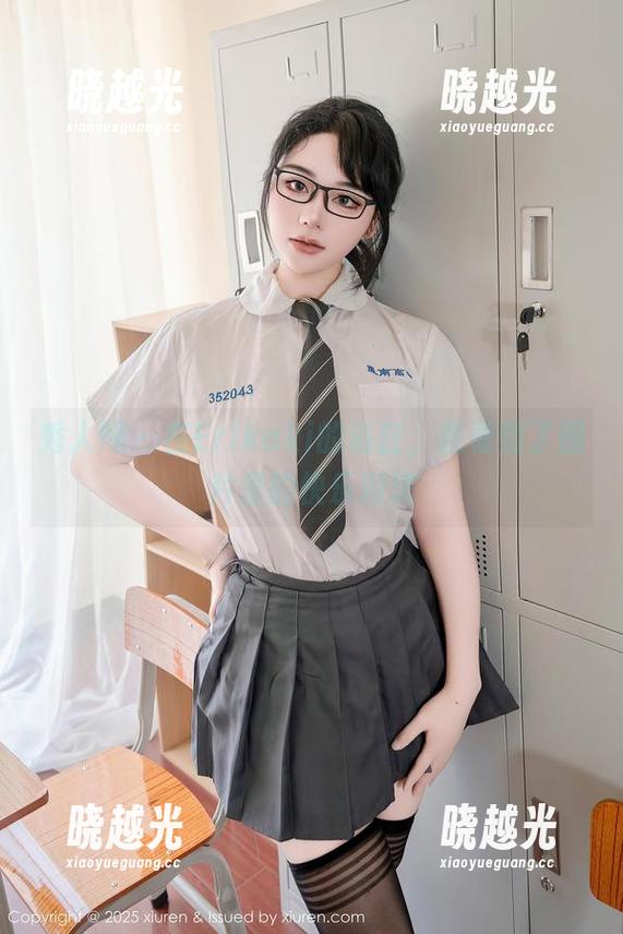 秀人网 - 在Erikaki的浴缸，我看到了图片里的快乐泡沫