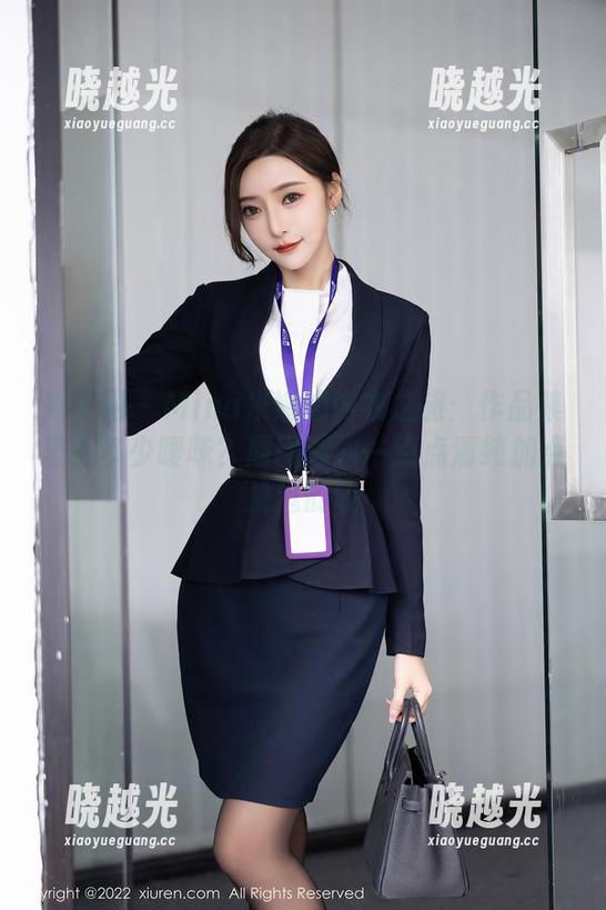 秀人网-Mina米娜 秀人网 - Mina米娜的内衣之旅:作品集里有多少暧昧?原图透露一点点清纯加点挑逗的呢