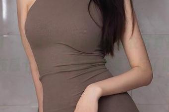 秀人网 – 可儿kayen的连体衣写真更新：科技感十足，这衣服是要飞起了吧？