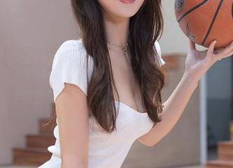 秀人网 – 奈汐酱nice空姐特辑——免费套图，你可能只想飞起来！