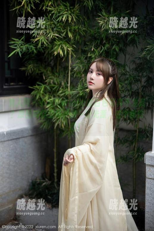 秀人网-小泡芙winna 秀人网 - 小泡芙winna的白色写真不发光?原图叫你立马关闭一切光源,看个痛快吧!