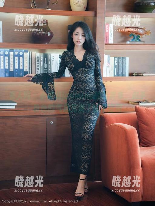 秀人网 - 小茉莉jasmine的写真集，似乎粉色的气息充满了整个空间