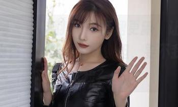秀人网 – 战姝羽Zina短裙更新，让我一度以为自己也能穿上去，但，要不我的腿太短？