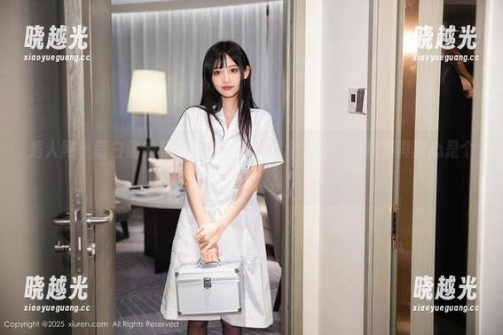 秀人网-萌白酱 秀人网 - 萌白酱的和服将她包裹得像个仙女,私房写真真心是个‘隐喻’。