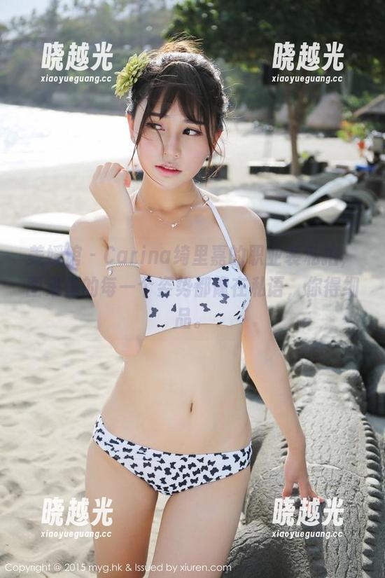 美媛馆-Carina绮里嘉 美媛馆 - Carina绮里嘉的职业装私拍,图集里的每一个姿势都像在私语,你得细品。