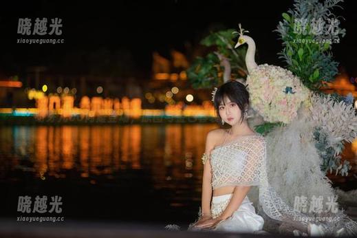 萌芽儿o0闪耀登场，原图与金色套装合集碰撞出的小火花