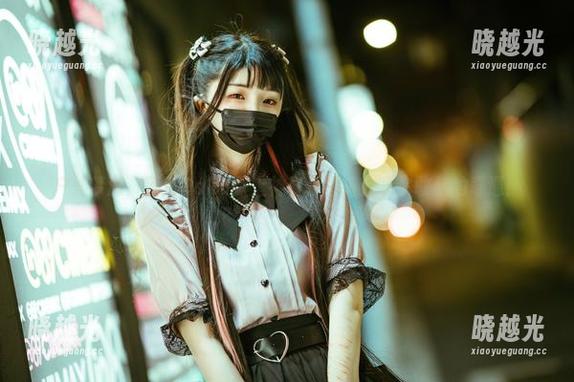 落落Raku 户外梦游,落落Raku献上神奇套图,分享你敢信的奇遇!