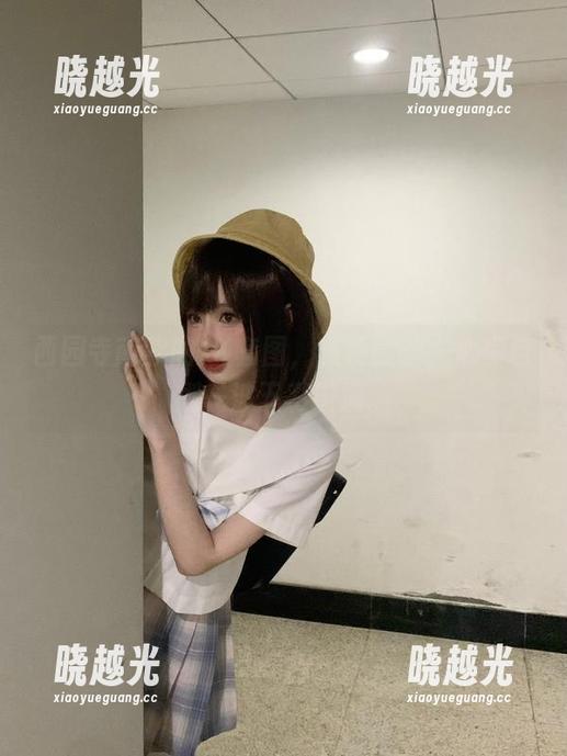西园寺南歌 西园寺南歌的JK套图,随便翻翻,心情自刷一波五彩斑斓。