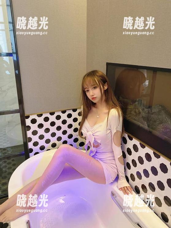 过期米线线喵的和服冒险，在线展现美图，布料与梦想交织。