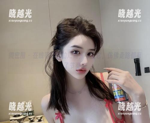 微密圈 - 在线等阿色的短裙，穿上它，仿佛走路都有了节奏。