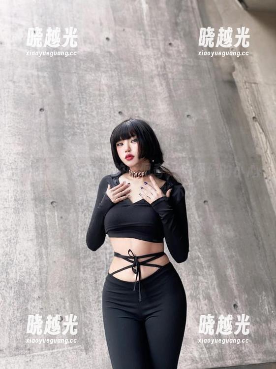 微密圈 - 套图里的陈佩奇，护理你的小心脏？哈哈，戏份不少