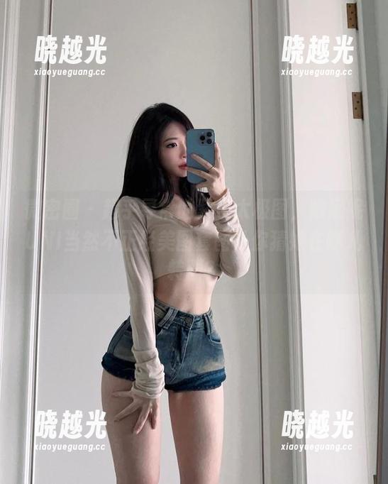 微密圈 - 超乎寻常的紫色太极图，陈妮妮UNI当然不正经美图套图让你猜她在哪儿转圈？