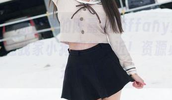 魅妍社 – 原图里的陈嘉嘉Tiffany：这双美脚，连我家小狗都想靠近！资源必须抢先看哦！