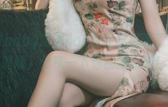 鹿八岁baby眼镜cos秀让我想到了……（嘿嘿）分享一下你的猜测吧！